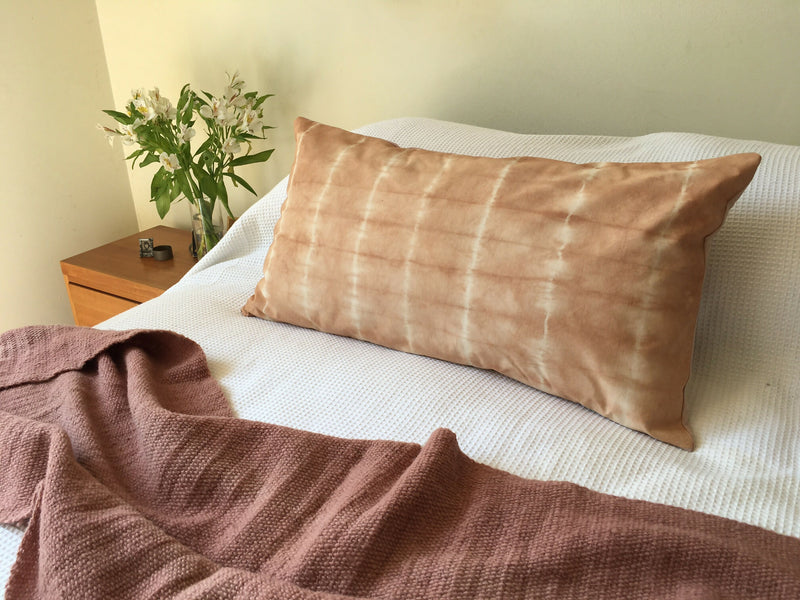 6.38-chal-echarpe-bufanda-lana-oveja-telar-mapuche-tejido-deco-decoracion-mujer-textil-accesorio-regalo-navidad-tintes-naturales-piecera