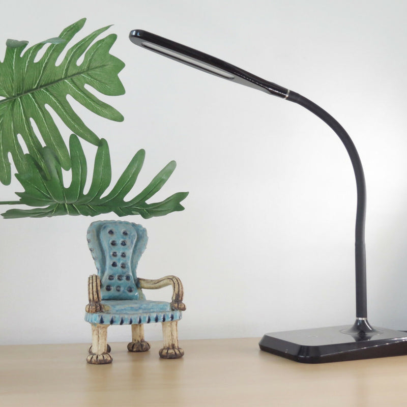 Lámpara Escritorio Tiber Led 5W Usb Negro