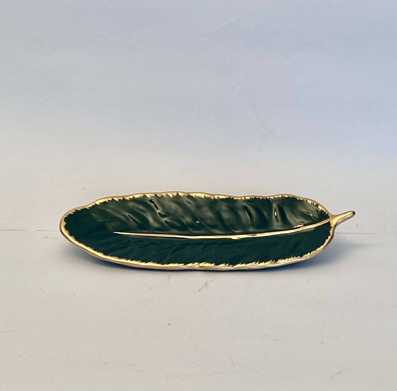 PLATO DISEÑO PLUMA VERDE Y DORADO PEQUEÑO