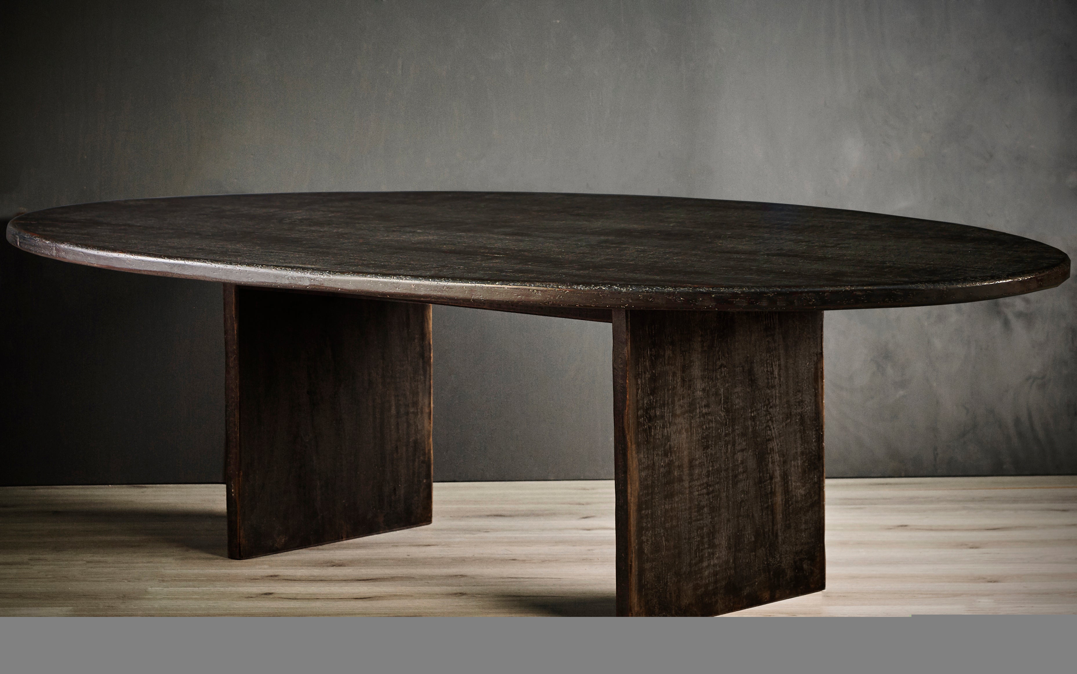 Mesa Comedor Sacristy Ovalada