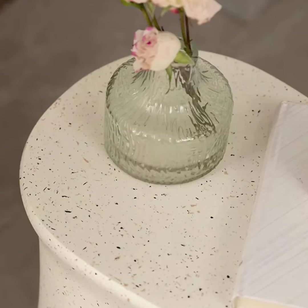 300619-1-4-mesa-centro-lateral-escultura-en-U-nordico