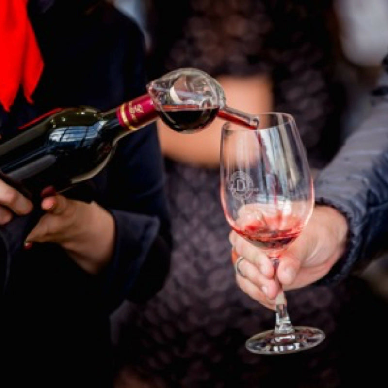 Aireador Decantador y Dosificador de Vino Italiano Centellino, Entorno al Vino