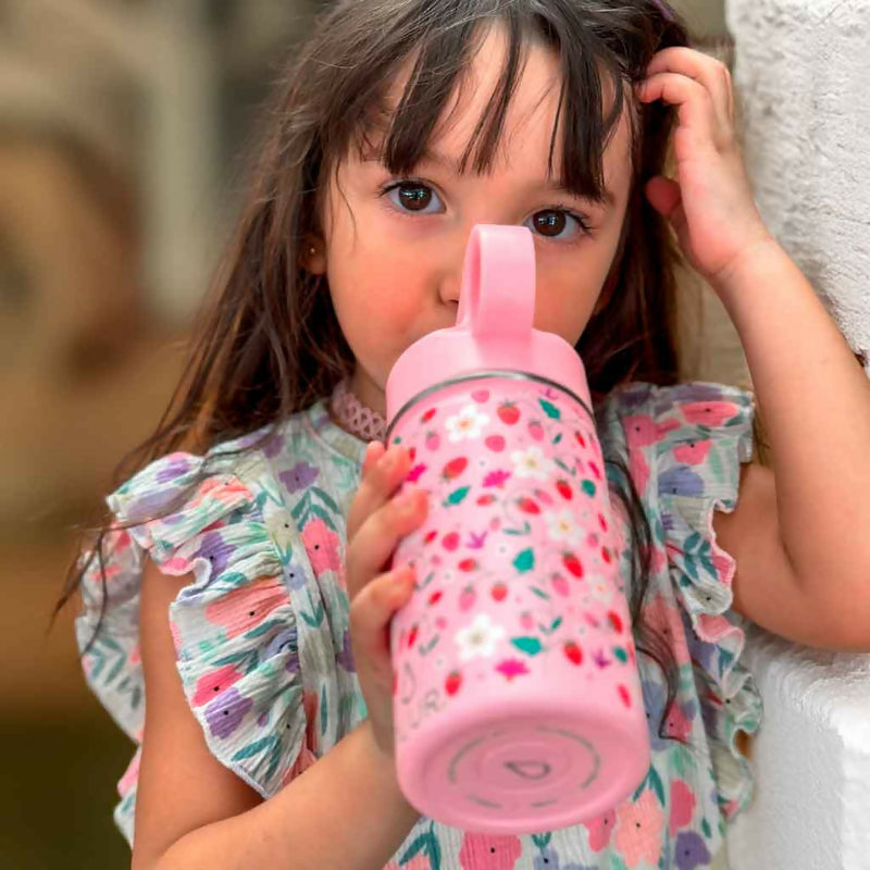 botella-de-agua-con-diseno-de-frutillas