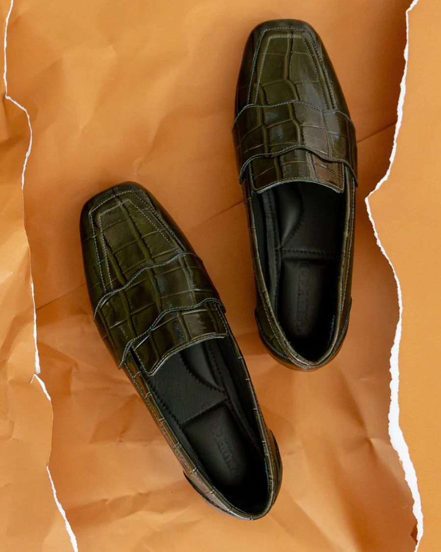 Mocasin Zoe Cuero Croco Verde