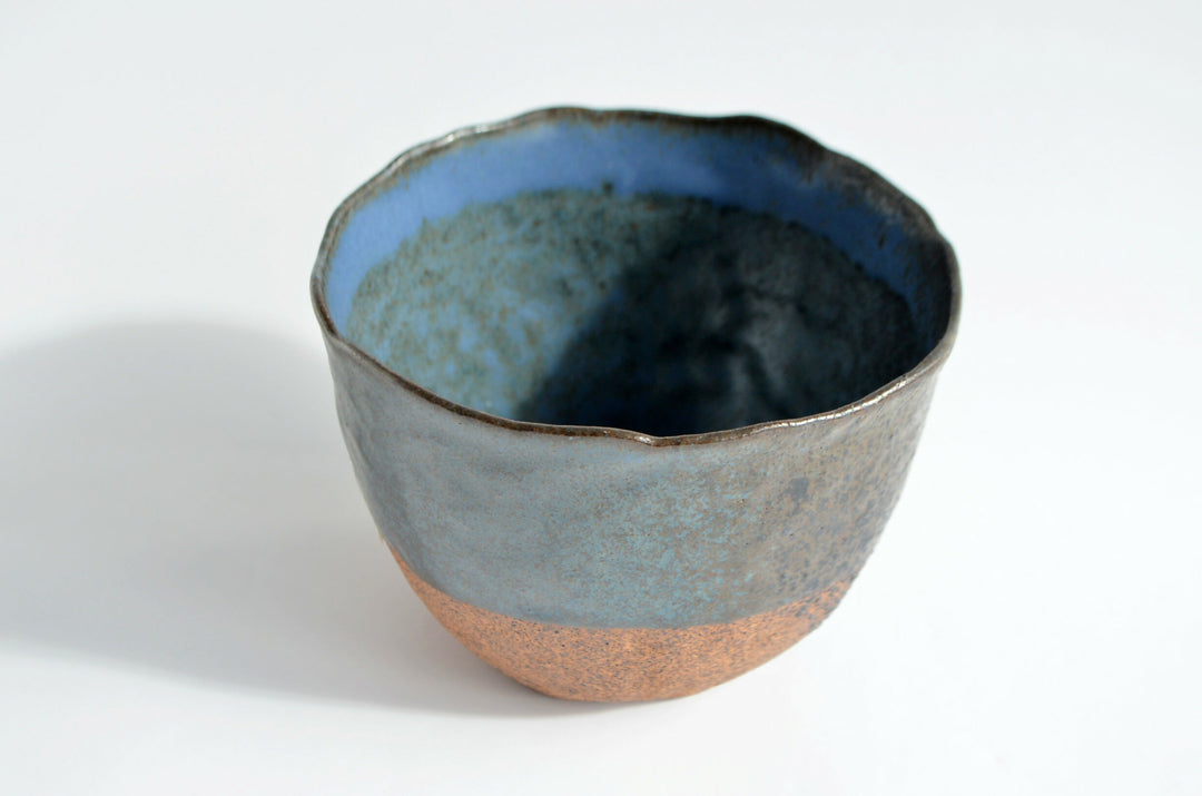 9.11-ceramica-gres-greda-raku-esmalte-agua-pocillo-deco-decoracion-azul-indigo-volcan-arcilla-fuente-regalo-matrimonio-manos-del-alma-