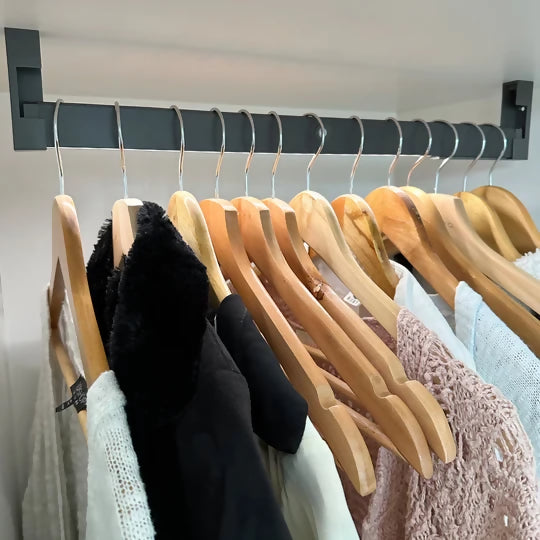 Barra Closet con luz led inalámbrica integrada