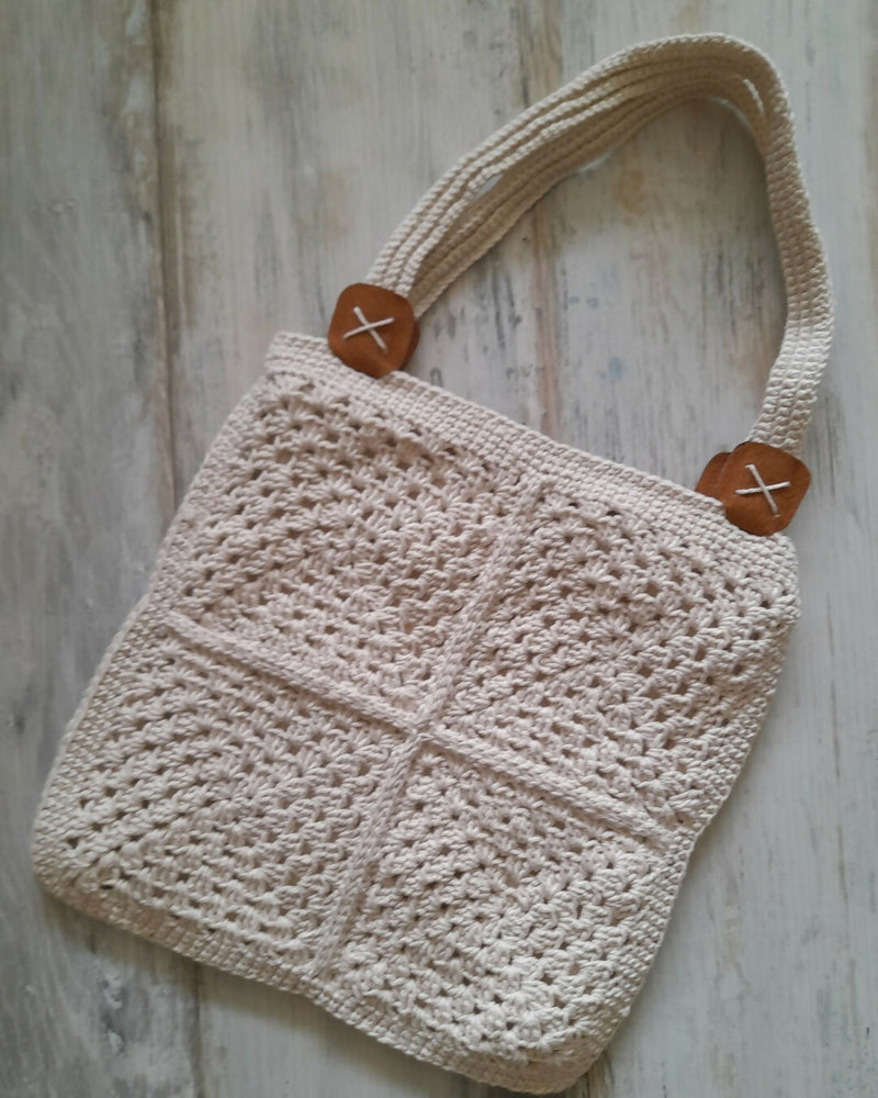 Cartera Tejida Cuadrada Color Crudo