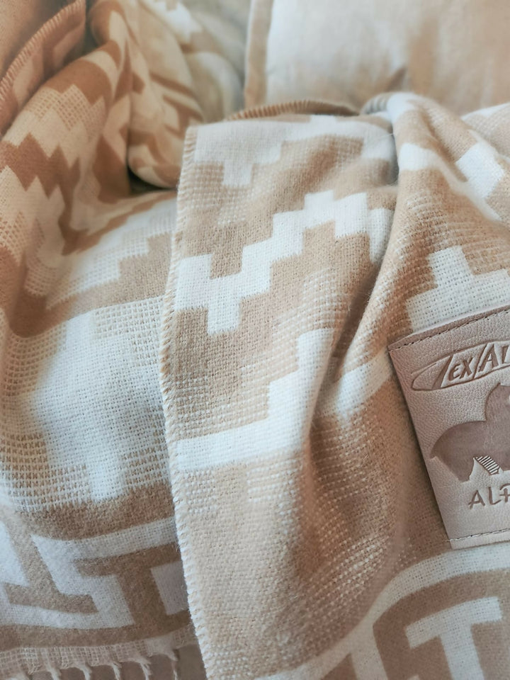 Manta Alpaca Étnica Beige