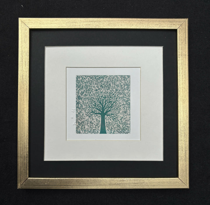 pequeño árbol turquesa