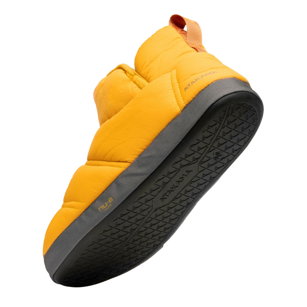 Atakama-Outdoor-Pantufla-Navarino-Nub-Mostaza-Caña-alta-02