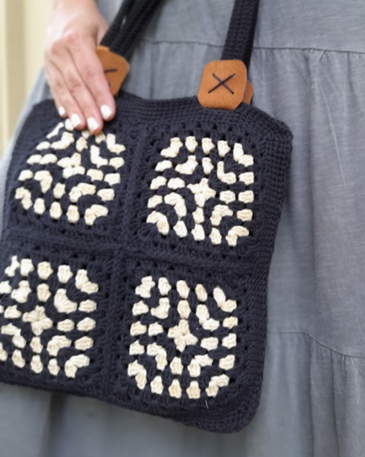 Cartera Tejida Cuadrada Dúo Negro