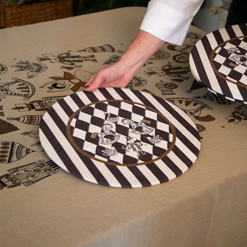 Mantel Cascanueces Dorado - Velo Organza