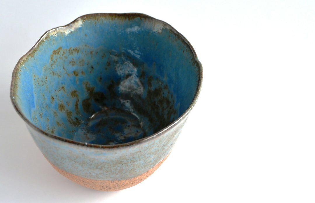 9.13-ceramica-gres-greda-raku-esmalte-agua-pocillo-deco-decoracion-azul-indigo-volcan-arcilla-fuente-regalo-matrimonio-manos-del-alma,,-