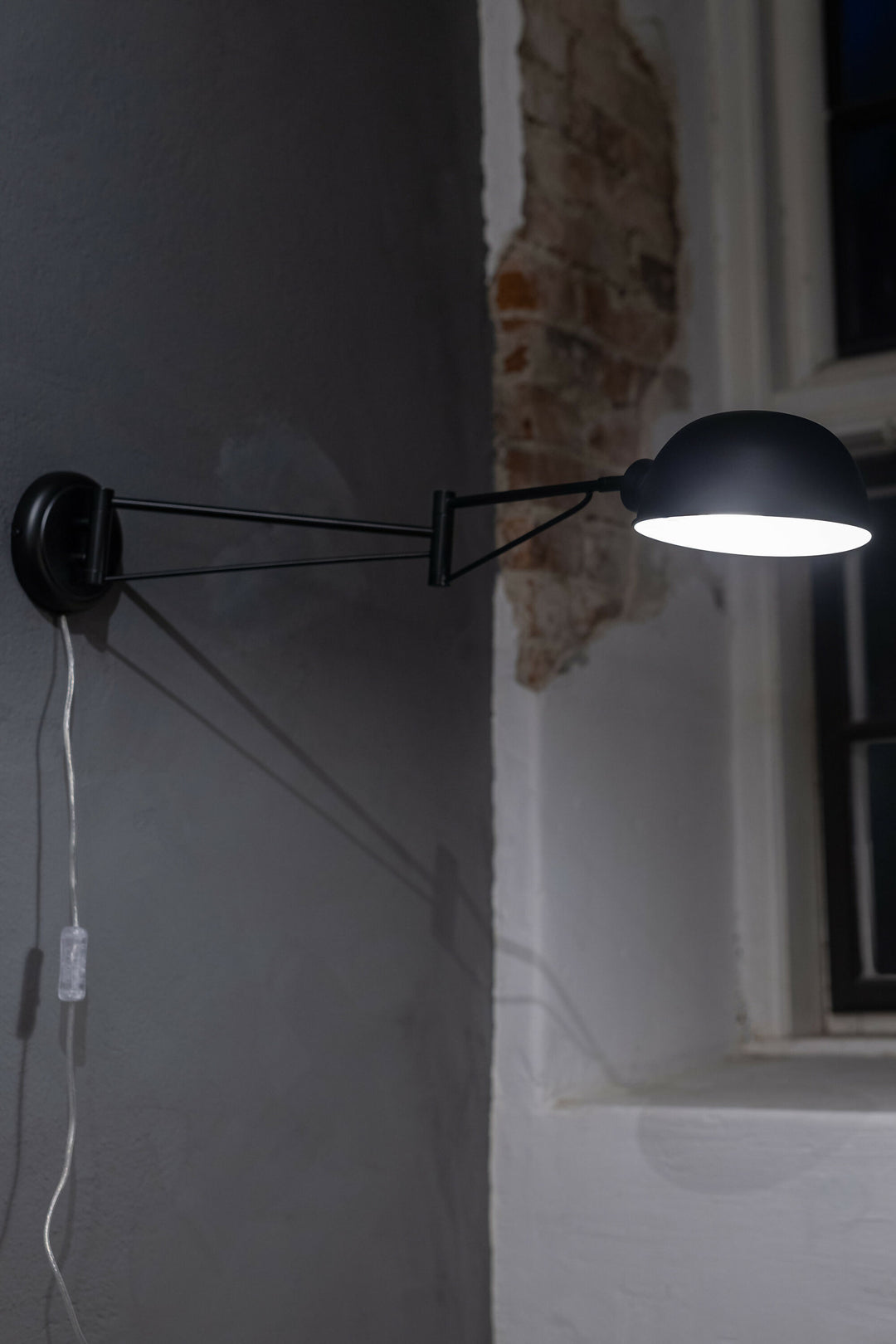 Aplique Portland Negro ByP Iluminación