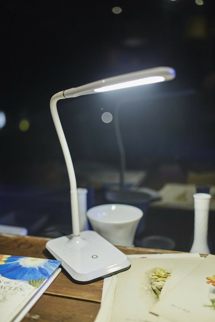 Lámpara de Escritorio LED Tiber 5W USB Blanca