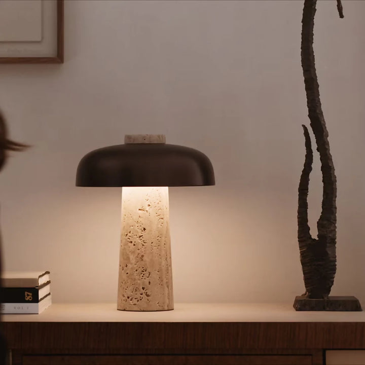 300625-1-6-lampara-led-color-negro-de-piedra-travertino
