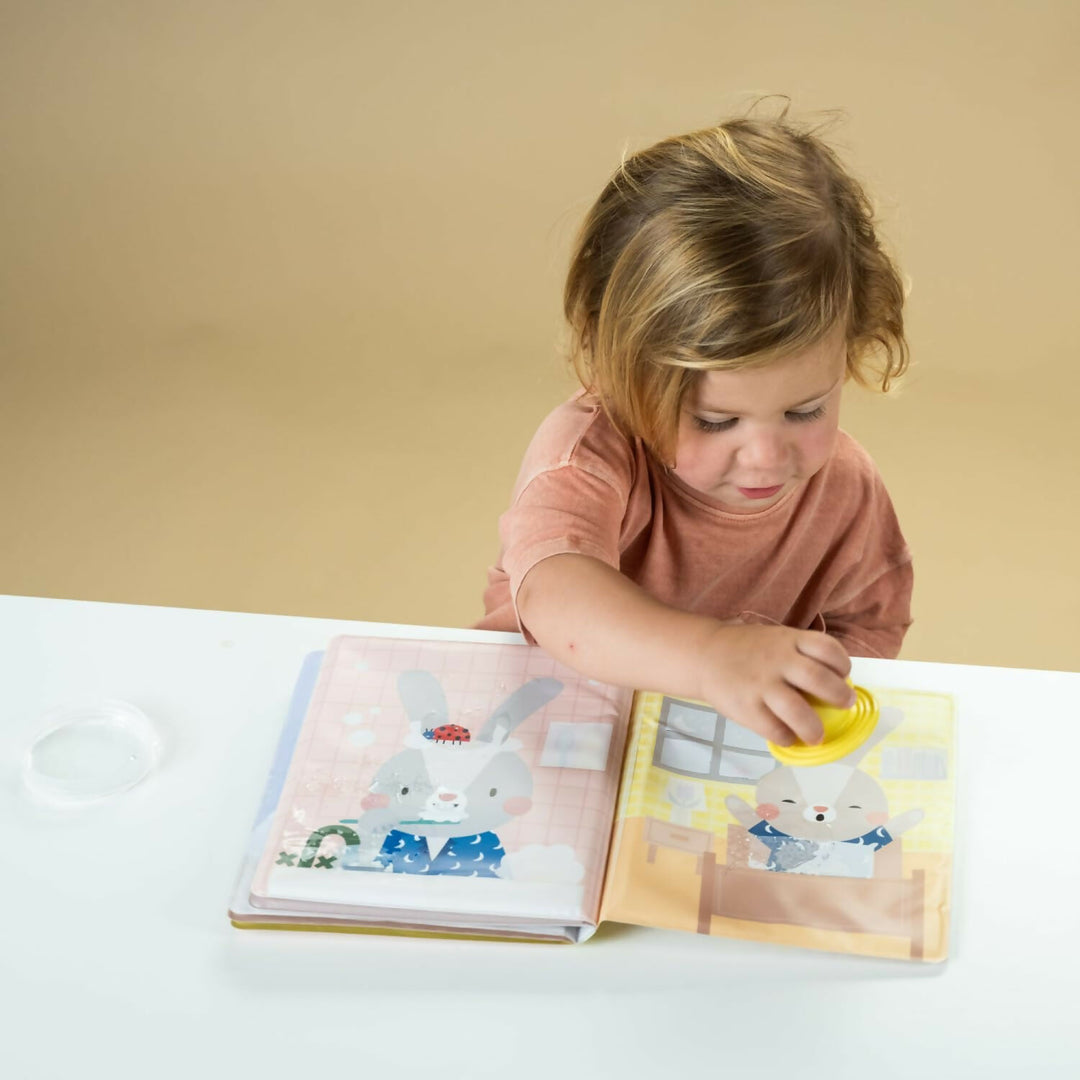 libro de Agua Peek a Boo