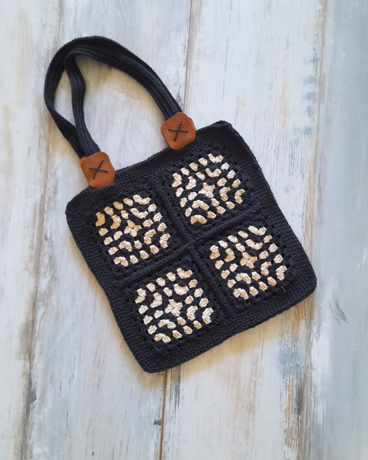 Cartera Tejida Cuadrada Dúo Negro