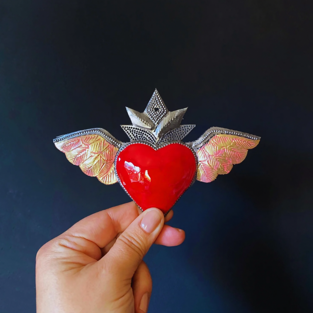 D5055719-050B-4E24-BB4F-EF58DDC40B38