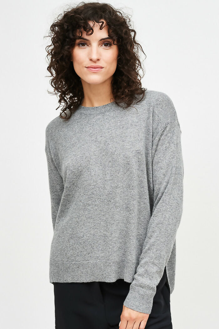 SWEATER 8176 AMAINA GRIS OSCURO 4