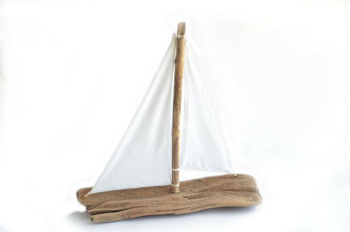 8.52-velero-bote-barco-madera-infantil-deco-decoracion-mar-oceano-chiloe-playa-regalo-manos-del-alma-infancia-juguete