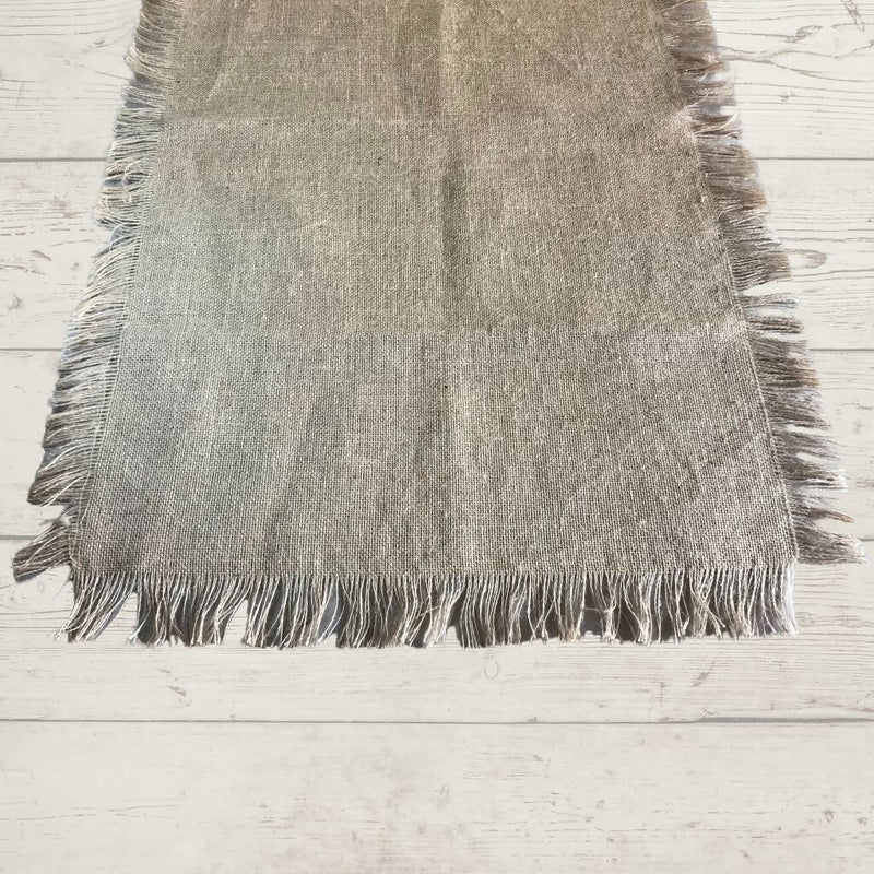 Camino mesa Fringed Burlap