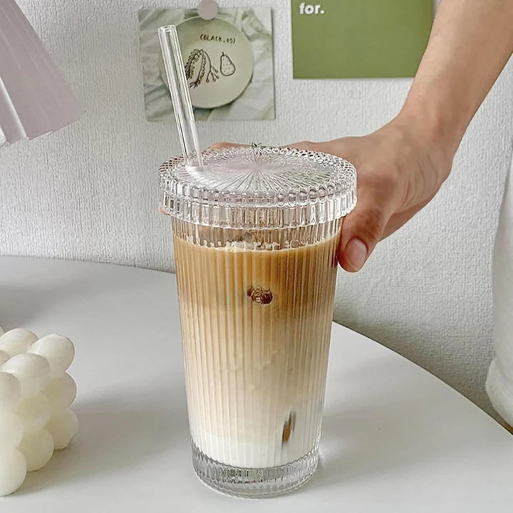 300519-1-7-vaso-vidrio-bombilla-tapa-lineas-380ml-casaideas