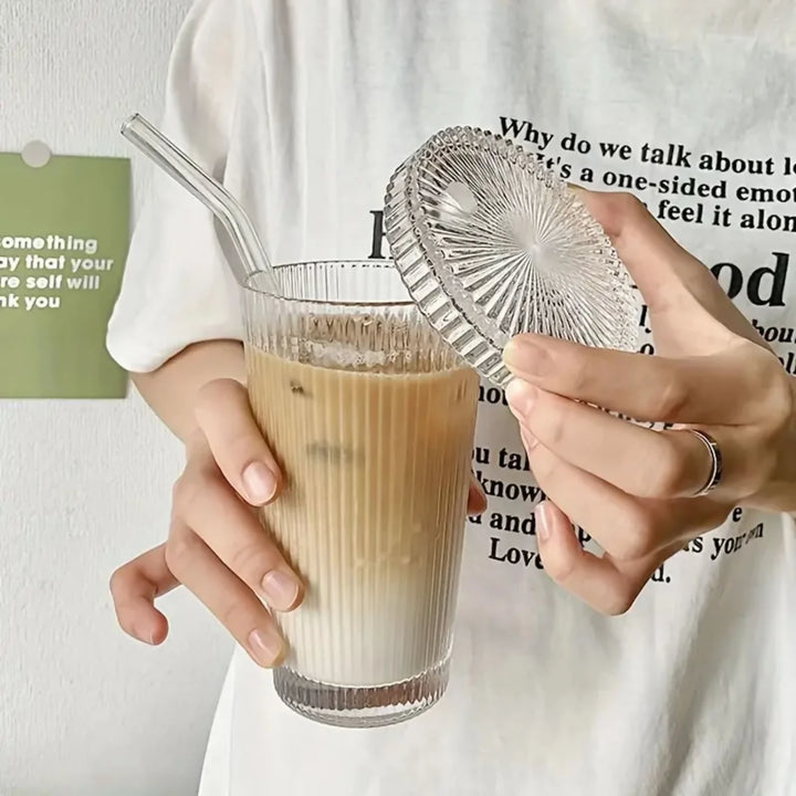 300519-1-3-vaso-vidrio-bombilla-tapa-lineas-380ml-casaideas