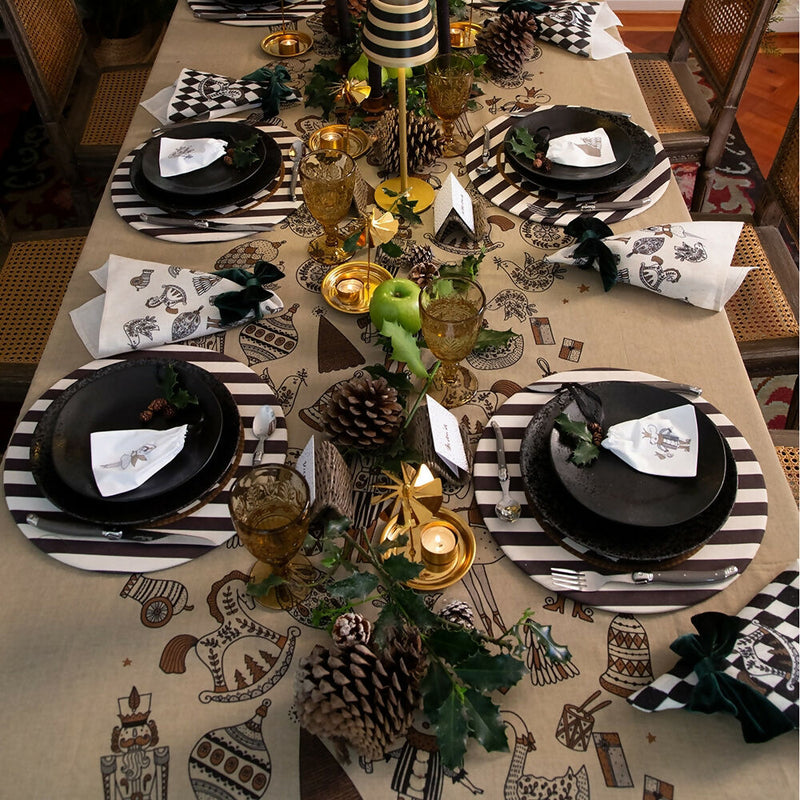 Set 4 Bajoplatos Cascanueces Dorado