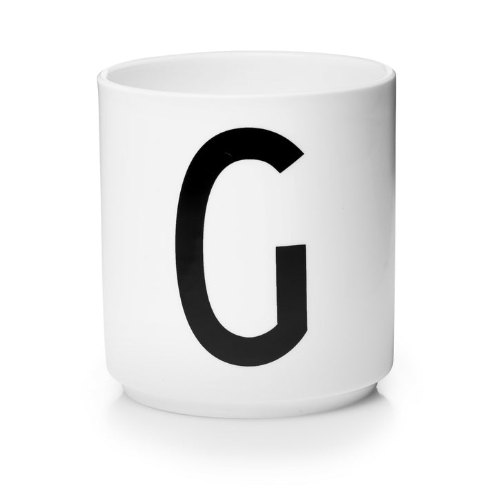 Taza blanca con Tipografia de Arne Jaconsen Design Letters