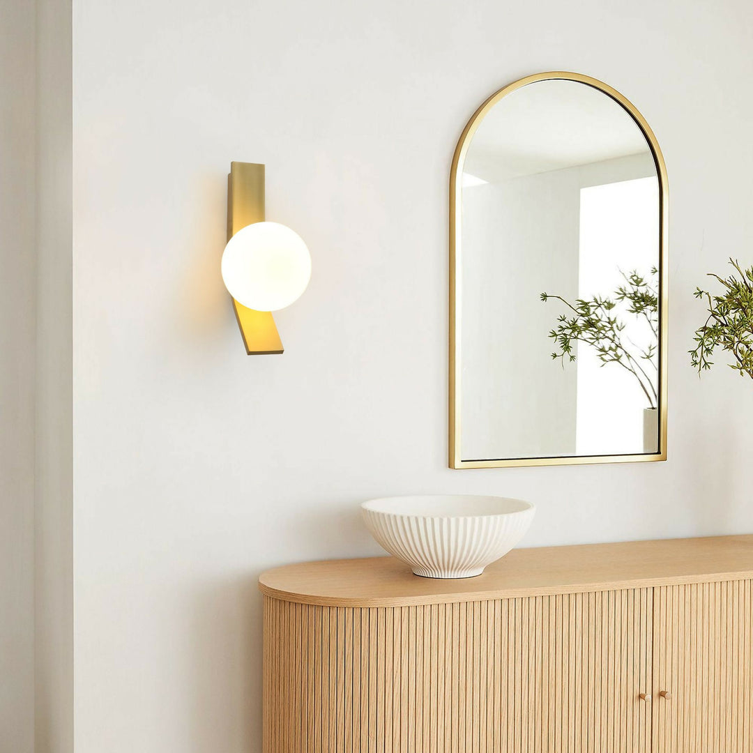 APLIQUE DE PARED DORADO 1XG9 NEW ORB