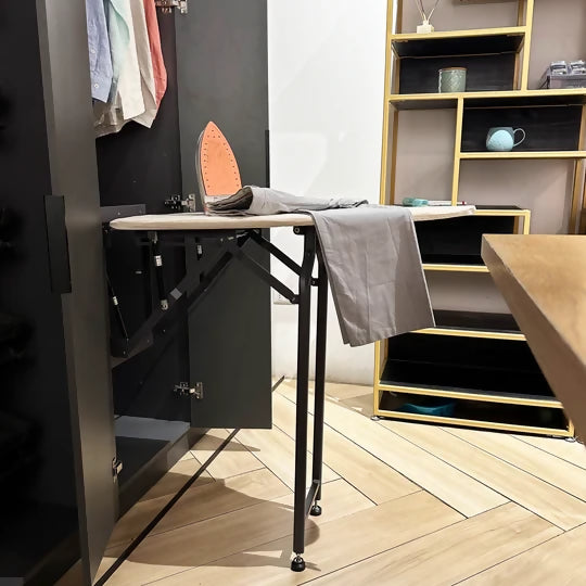 Tabla de planchar abatible