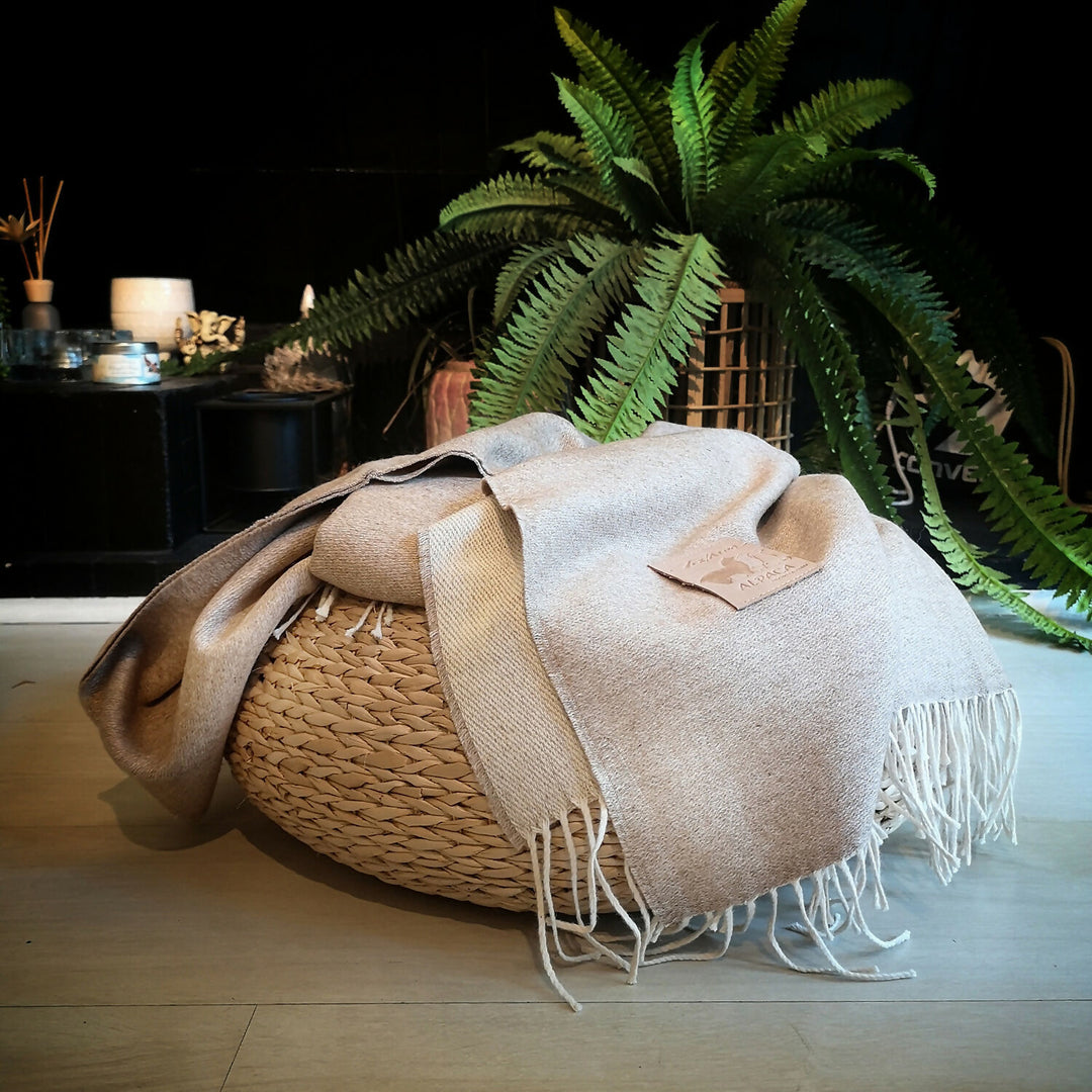 Manta de alpaca beige