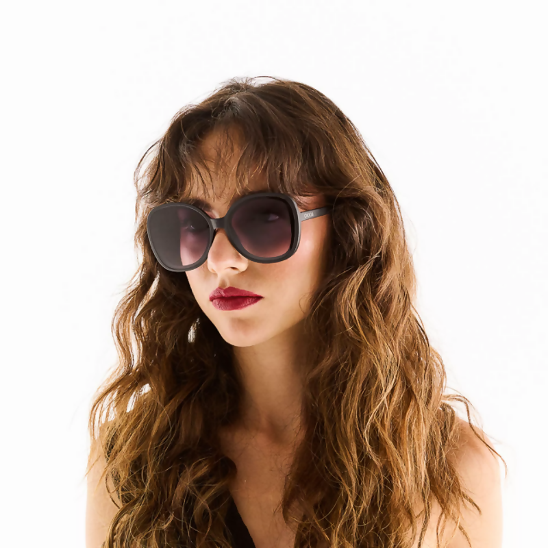 Anteojo de Sol OKKIA Anna Black