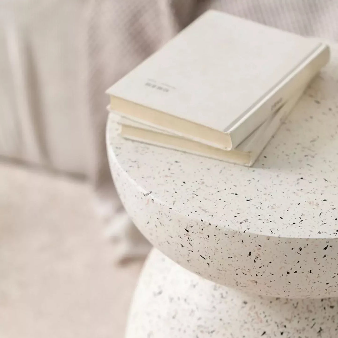 300620-1-6-mesa-centro-lateral-escultura-geometrica