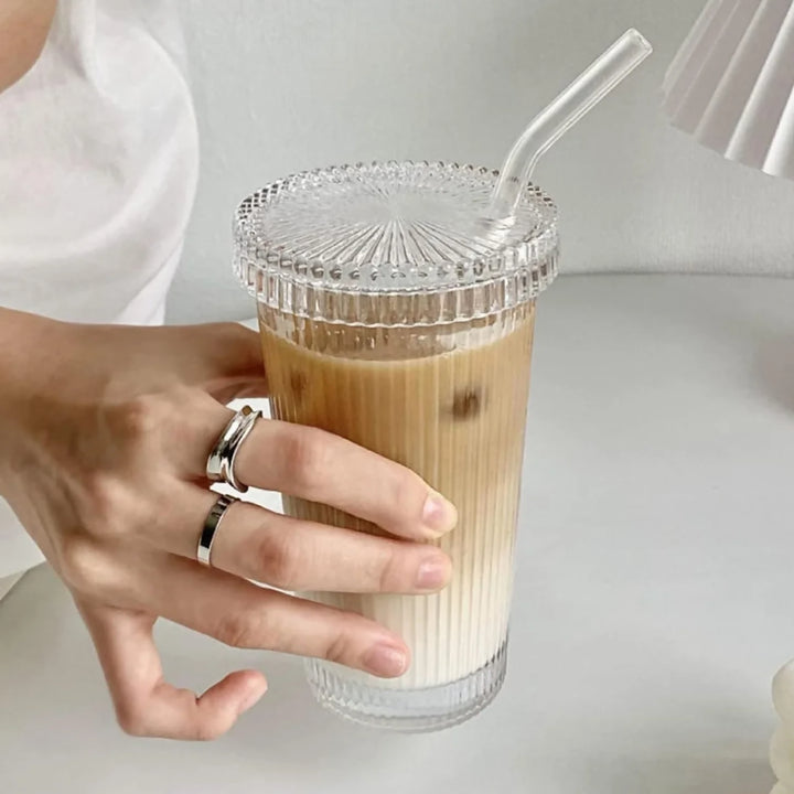 300519-1-2-vaso-vidrio-bombilla-tapa-lineas-380ml-casaideas