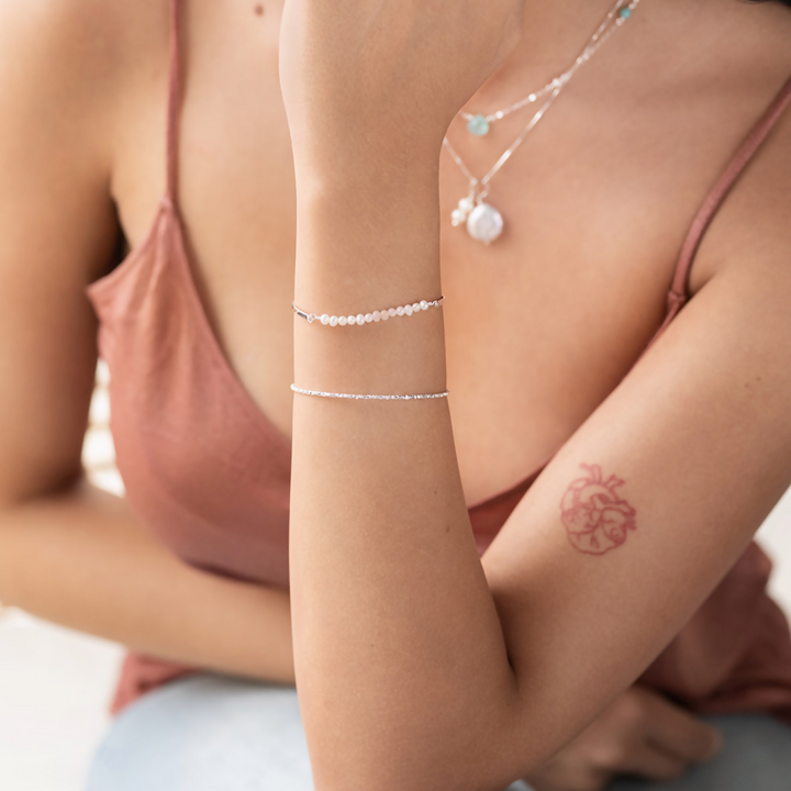 Pulsera plata perla barra