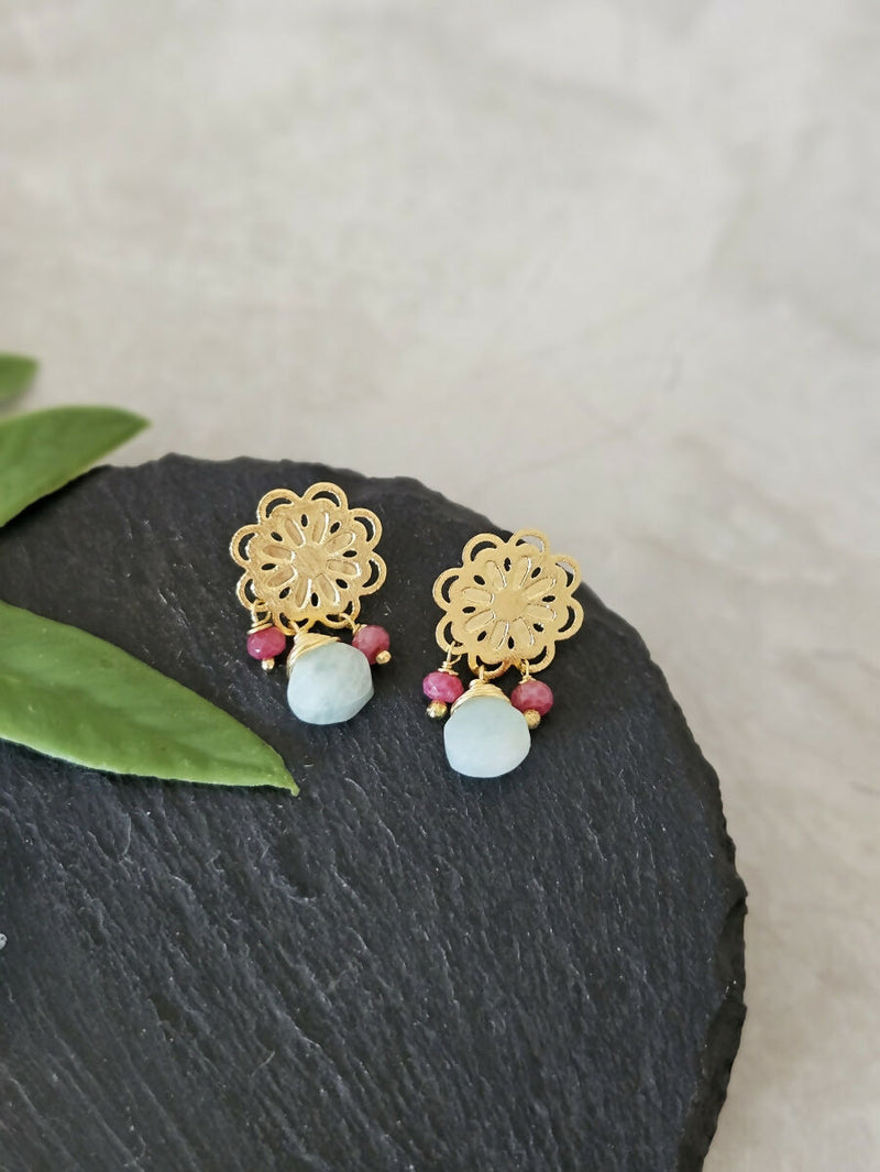 Aros Alejandrina con Amazonita y Ágatas Rosas Bañados en Oro