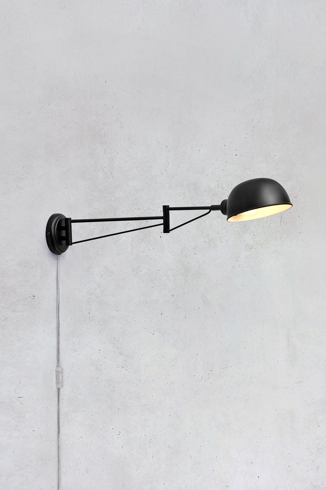 Aplique Portland Negro ByP Iluminación