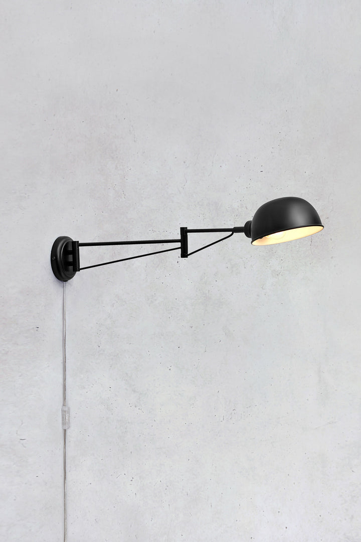 Aplique Portland Negro ByP Iluminación