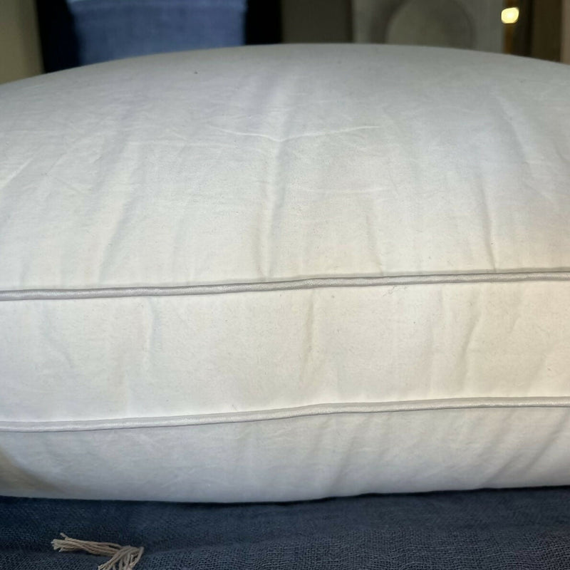 Almohada microfibra hipoalergénica 50x90cm. con fuelle de 3,5cm