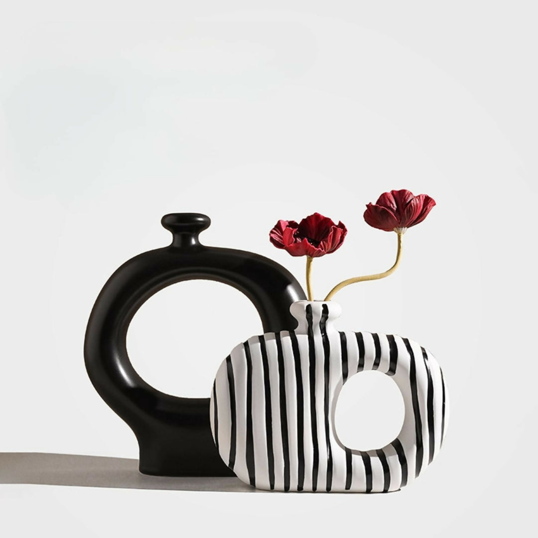 Floreros Modernos de Cerámica Noir Loop