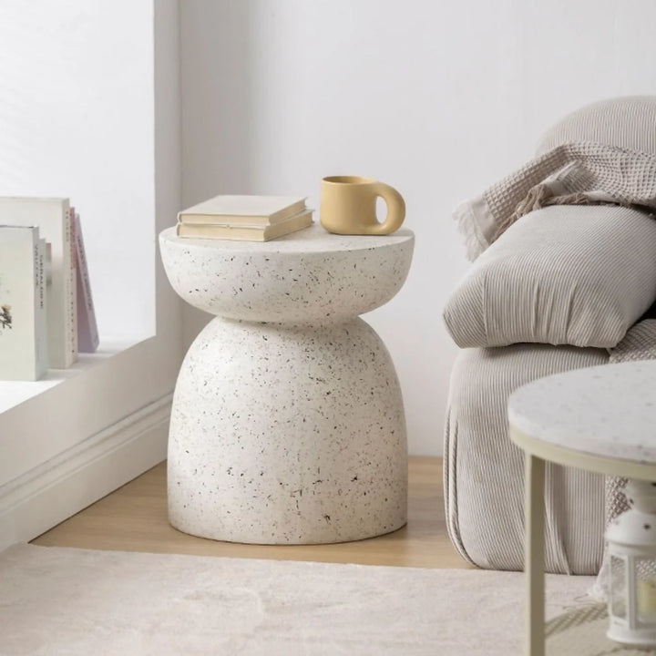 300620-1-2-mesa-centro-lateral-escultura-geometrica