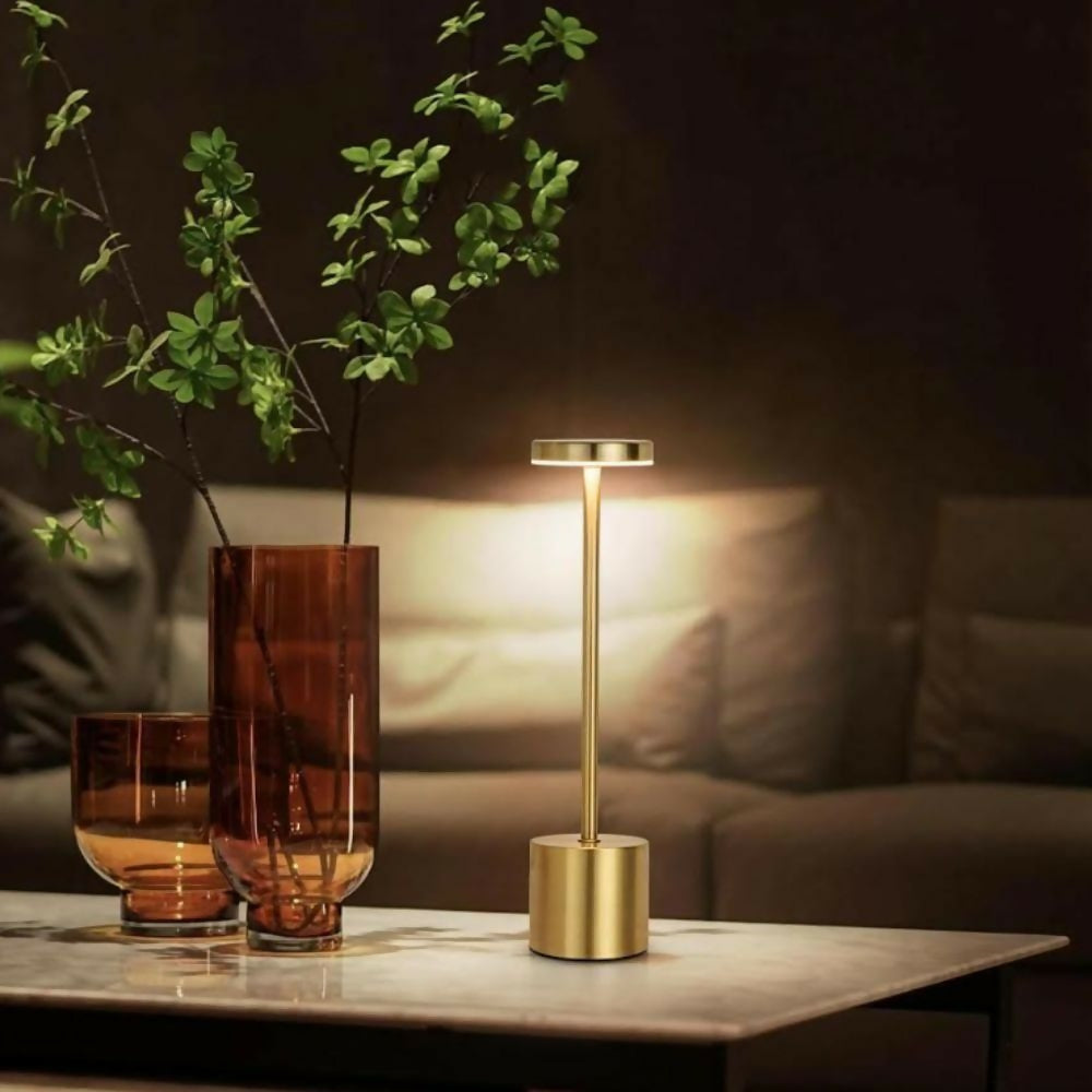 LAMPARA DE MESA RECARGABLE TOUCH DORADO DIMEABLE 3 TONOS DE LUZ