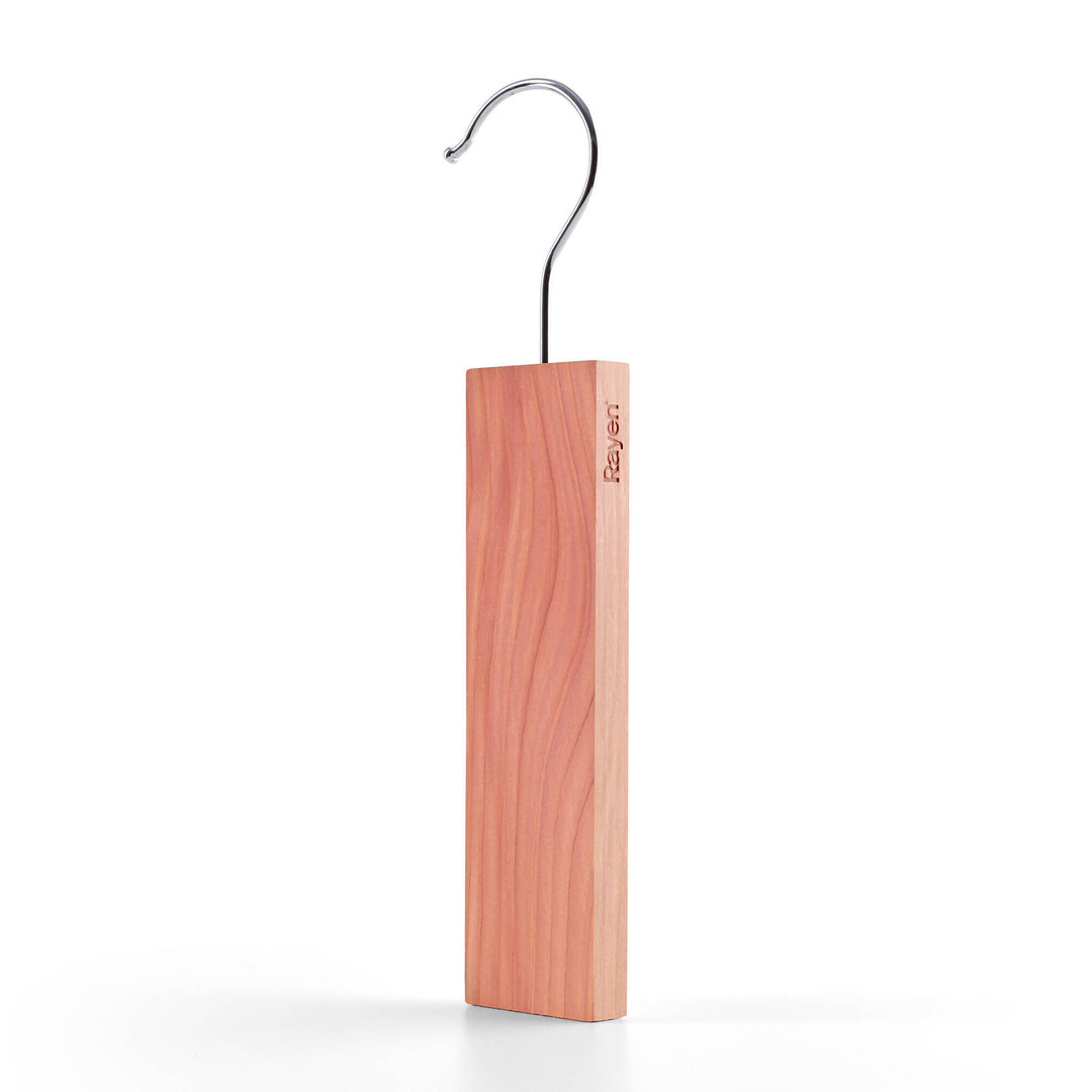 Perchas de Madera de Cedro Rayen