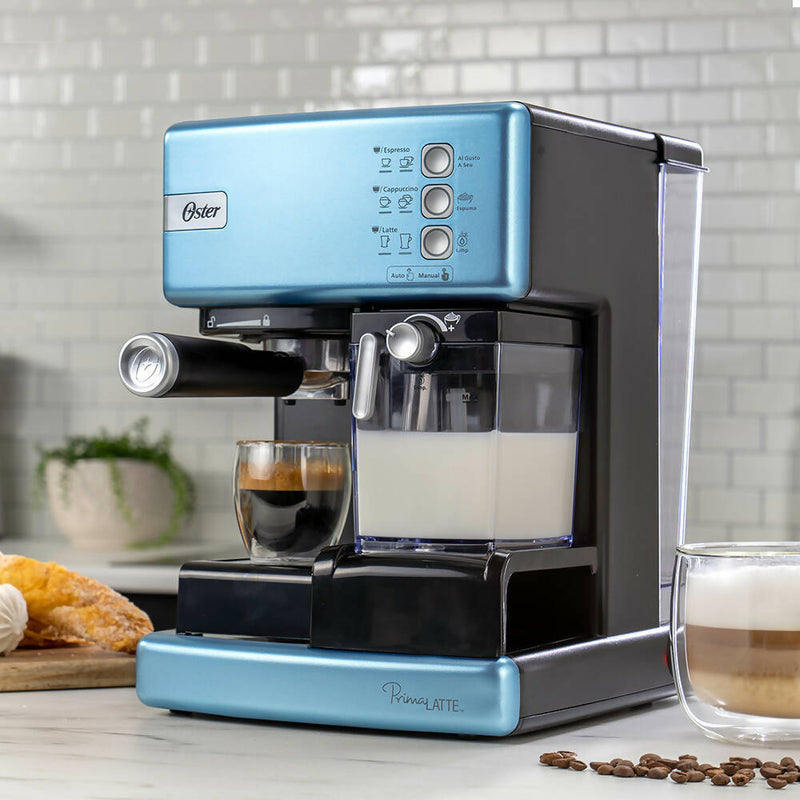 Cafetera automática de espresso celeste PrimaLatte™ BVSTEM6603CC Oster®