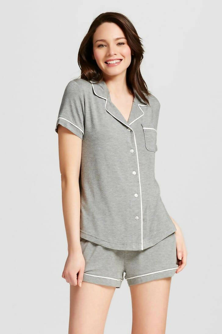 PIJAMA LUCIA (gris short y manga corta)