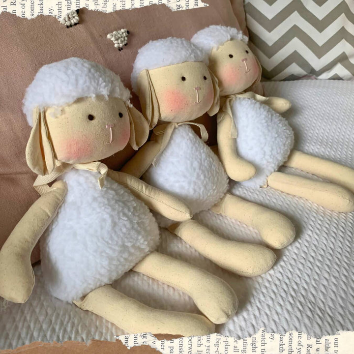 Ovejita Orejita de Peluche