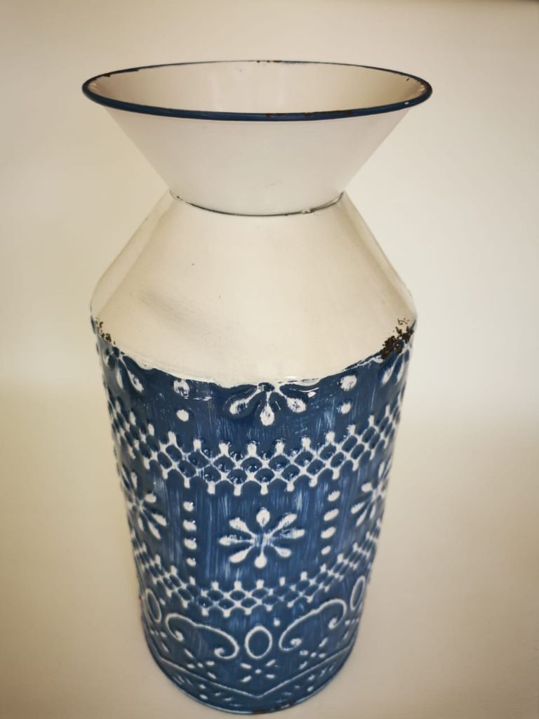 JARRÓN DE LATA ESTILO MEDITERRANEO DE 33 CMS ALTO MEDIANO