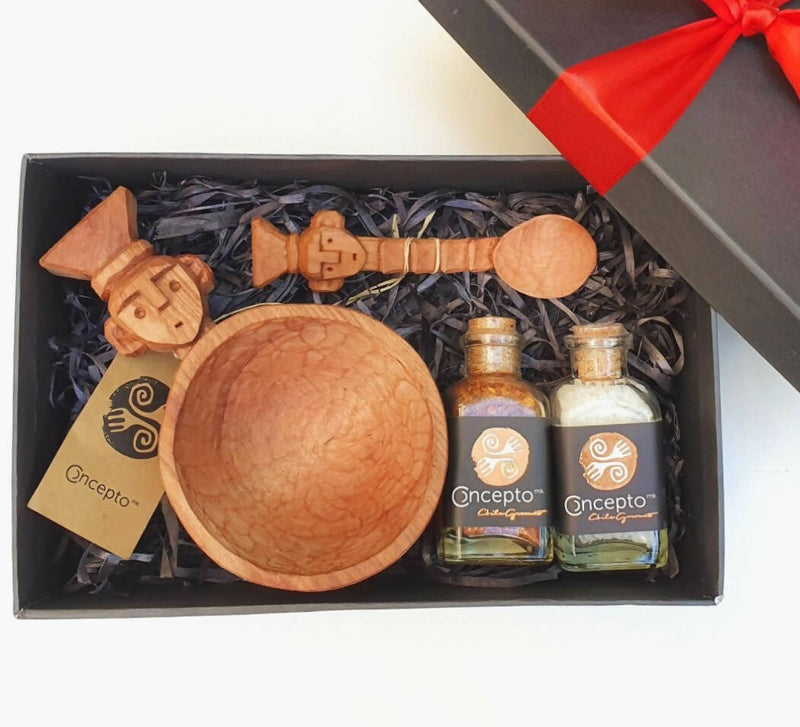 Caja Gourmet Cuenco Mapuche en Madera Rauli